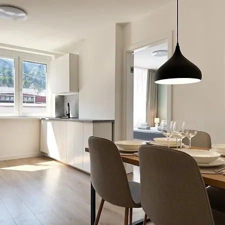 Διαμέρισμα Bright Modern Apartment, 100m From Hall & Old Town Σαράγεβο