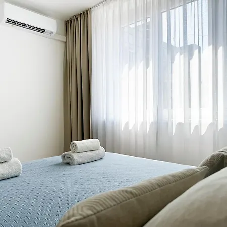Bright Modern Apartment, 100m From Hall & Old Town Σαράγεβο