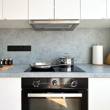 Bright Modern Apartment, 100m From Hall & Old Town * Sarajevo