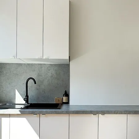 Bright Modern Apartment, 100m From Hall & Old Town Lejlighed